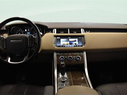 Used 2017 Land Rover Range Rover Sport HSE image 8