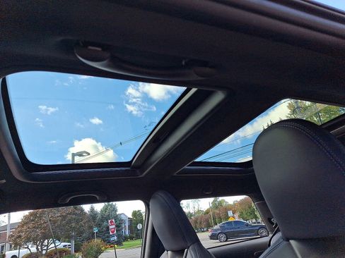 Used 2025 MINI Cooper 2-Door Hardtop image 14