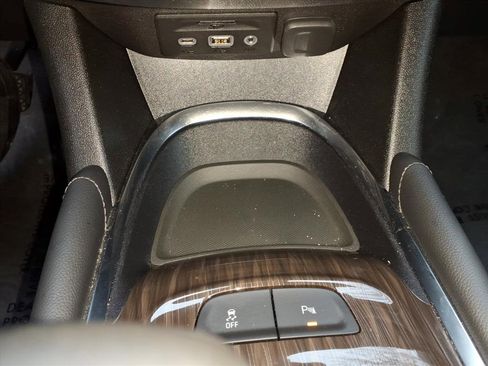 Certified 2024 Chevrolet Malibu LT image 11