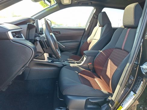 Used 2024 Toyota Corolla Cross AWD Hybrid image 14