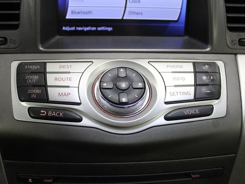 Used 2013 Nissan Murano SV w/ Value Pkg image 31