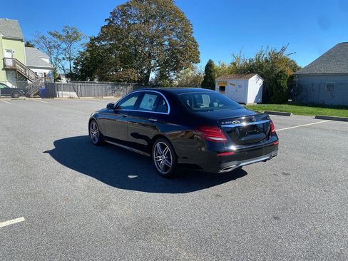 Used 2017 Mercedes-Benz E 300 4MATIC image 8