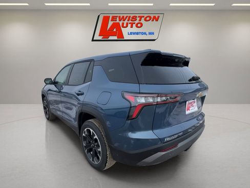 New 2026 Chevrolet Equinox LT w/ Convenience Package II AWD/4WD image 3