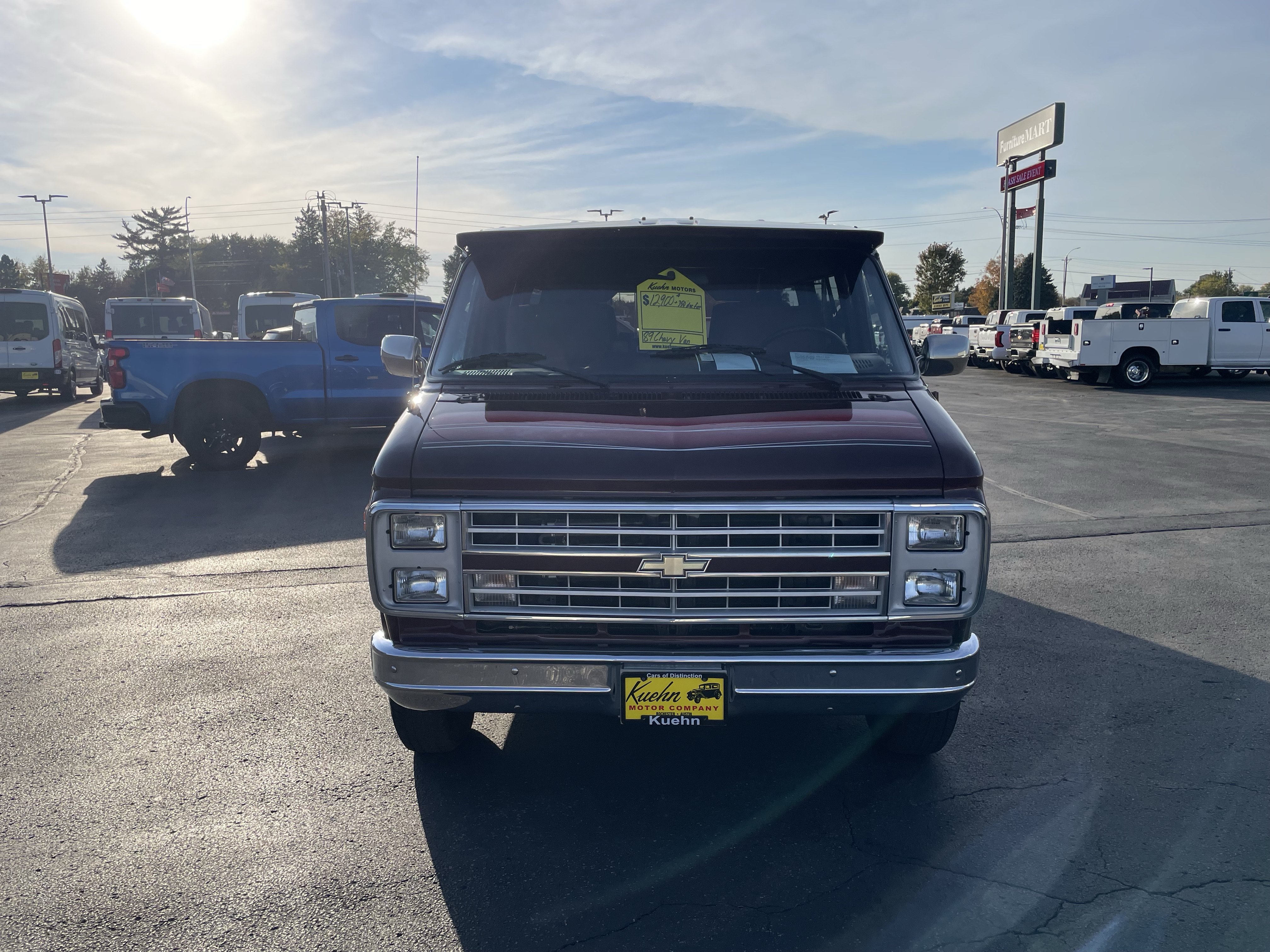 Used 1989 Chevrolet G20 RWD image 3