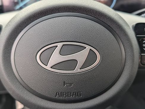 Certified 2025 Hyundai Elantra SEL w/ Cargo Package FWD image 24