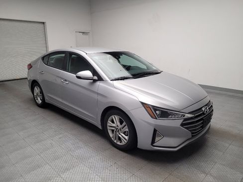 Used 2020 Hyundai Elantra SEL FWD image 13