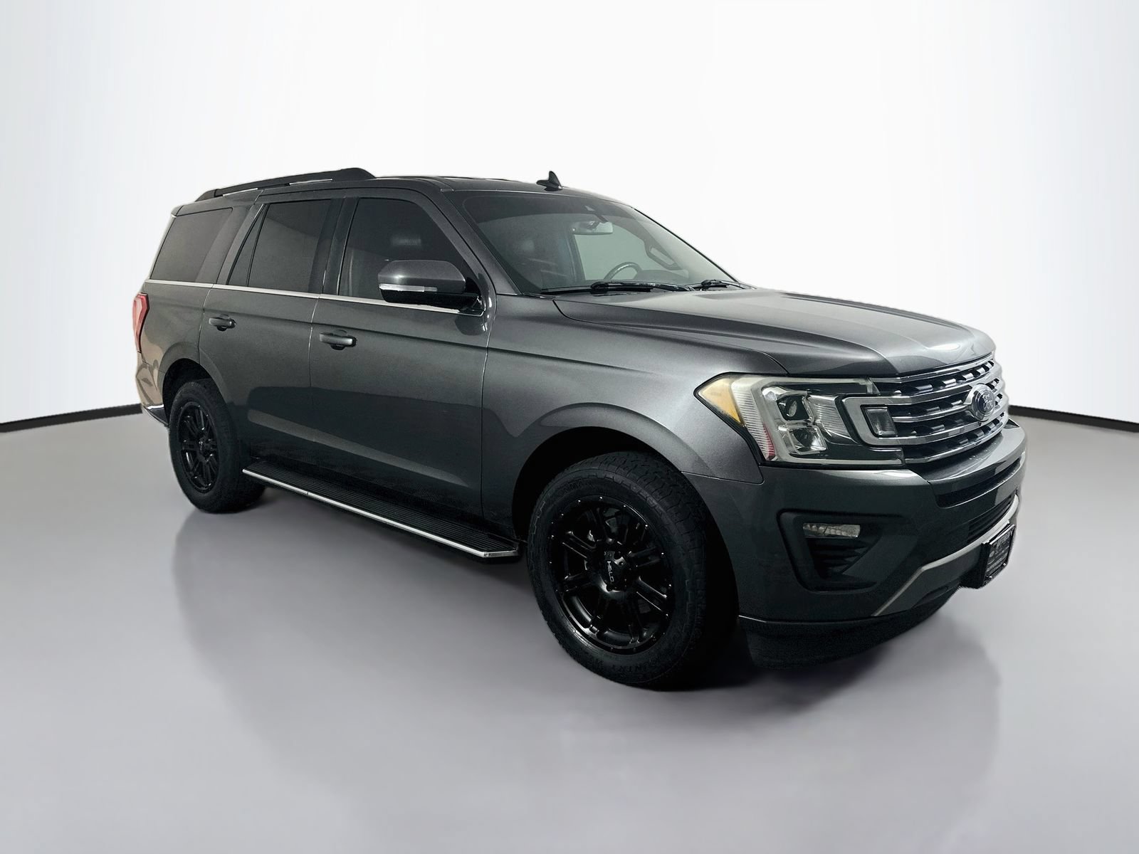 Used 2020 Ford Expedition XLT w/ Equipment Group 202A RWD image 1