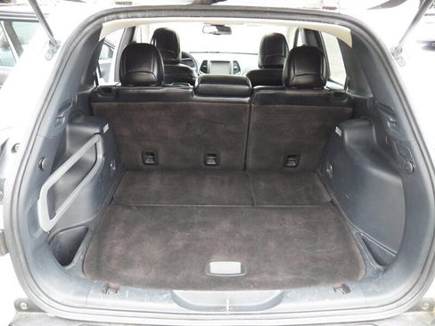 Used 2015 Jeep Cherokee Limited AWD/4WD image 13