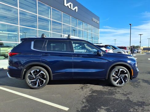 Used 2022 Mitsubishi Outlander SEL image 8