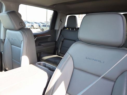 New 2026 GMC Sierra 1500 Denali w/ Technology Package AWD/4WD image 16