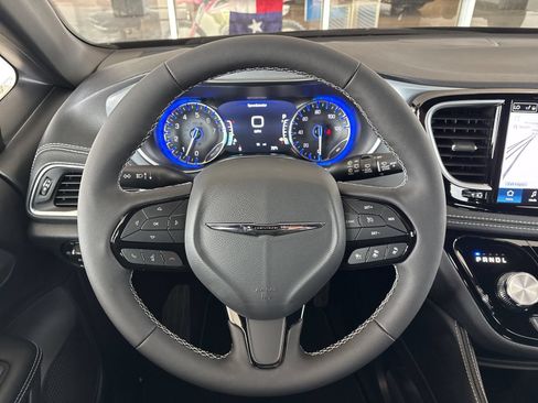 New 2026 Chrysler Pacifica Limited w/ S Appearance Package FWD image 30
