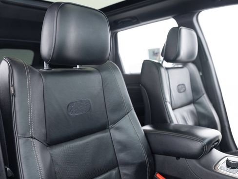 Used 2014 Jeep Grand Cherokee Overland w/ Advanced Technology Group AWD/4WD image 26