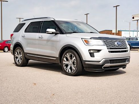 Used 2019 Ford Explorer Platinum AWD/4WD image 8