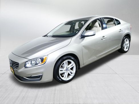 Used 2014 Volvo S60 T5 AWD/4WD image 3