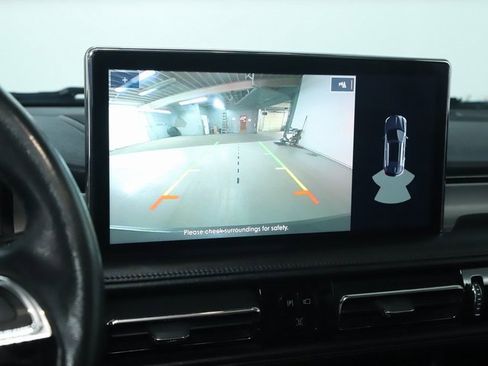 Used 2021 Lincoln Nautilus AWD image 29