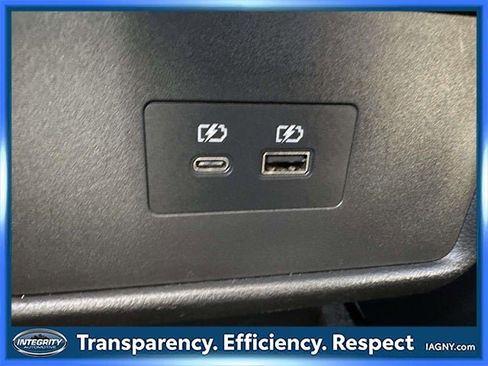 Certified 2023 Nissan Rogue SV image 18