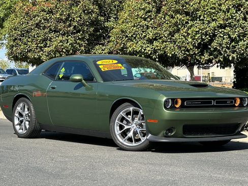 Used 2021 Dodge Challenger GT w/ Driver Convenience Group image 2