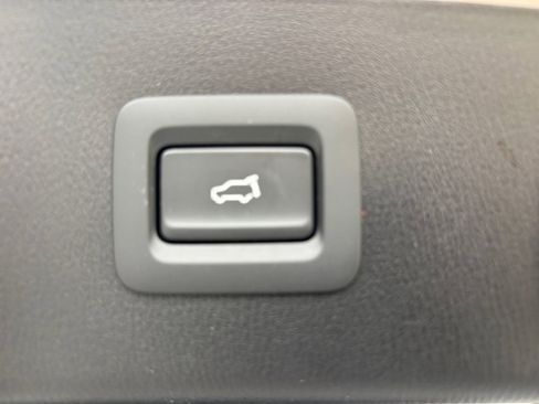 Used 2025 MAZDA CX-5 AWD 2.5 S w/ Preferred Package image 16