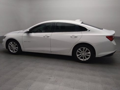 Used 2018 Chevrolet Malibu LT FWD image 3
