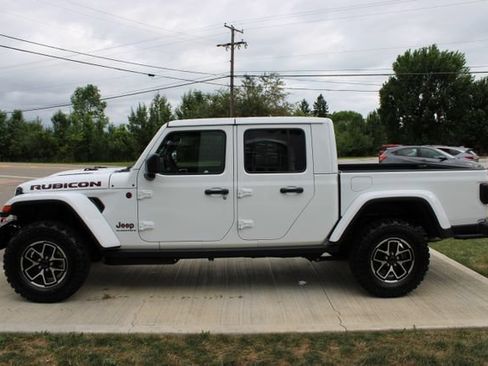 Used 2026 Jeep Gladiator Rubicon AWD/4WD image 31