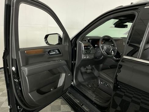New 2026 GMC Yukon XL Denali w/ Sun & Power Step Package AWD/4WD image 28