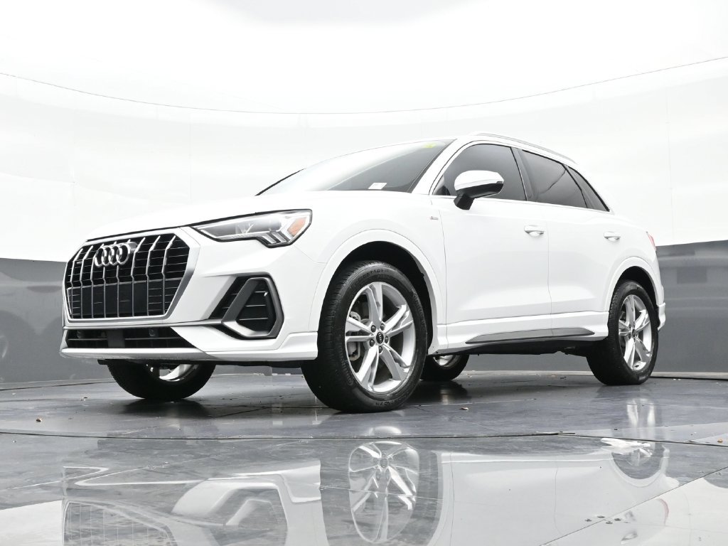 Used 2023 Audi Q3 2.0T Premium AWD/4WD image 23