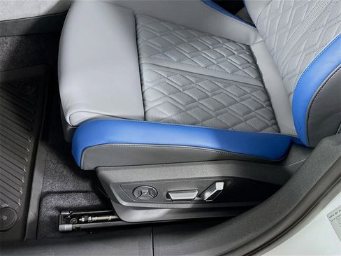 New 2025 Audi S5 Prestige image 9