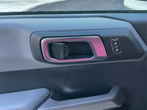 Used 2022 Ford Bronco Black Diamond image 18