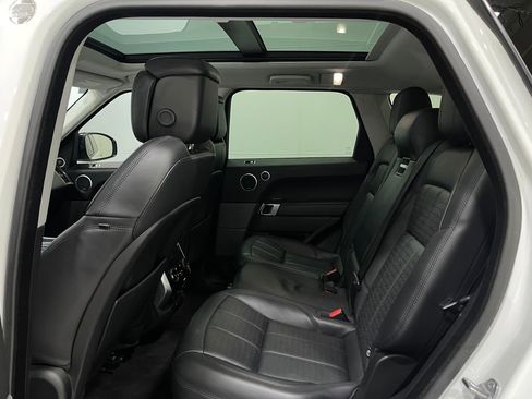 Used 2018 Land Rover Range Rover Sport HSE Dynamic image 31