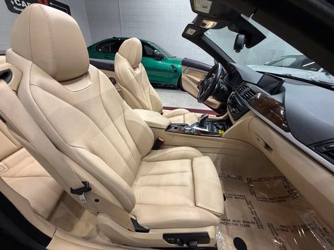 Used 2014 BMW 435i Convertible RWD image 36