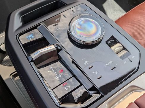 New 2026 BMW iX xDrive45 AWD/4WD image 10