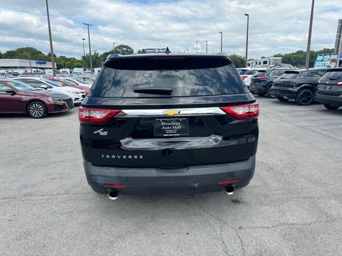 Used 2018 Chevrolet Traverse LS FWD image 4