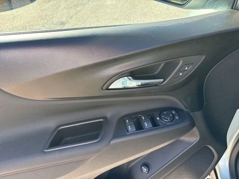 Used 2022 Chevrolet Equinox RS w/ RS Leather Package image 62