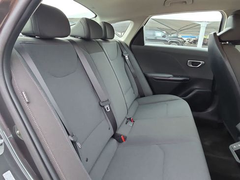 Used 2025 Kia K4 FWD image 17