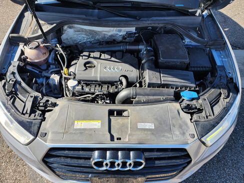 Used 2018 Audi Q3 2.0T Premium w/ Convenience Package FWD image 19
