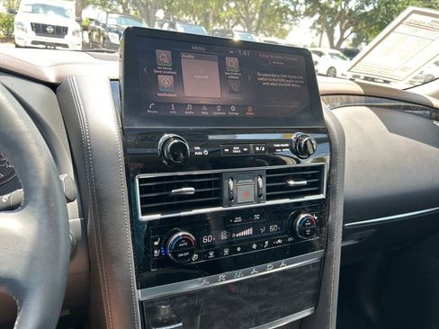 Certified 2024 Nissan Armada Platinum w/ Captain's Chairs Package AWD/4WD image 33