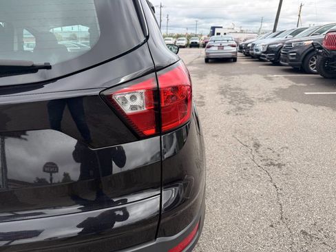 Used 2019 Ford Escape S FWD image 23