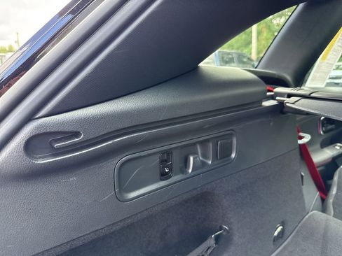 Certified 2025 Mercedes-Benz GLC 43 AMG 4MATIC image 30