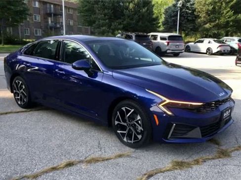 New 2026 Kia K5 EX image 5