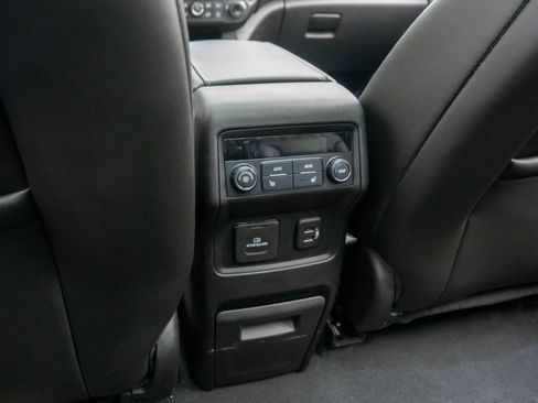 Used 2019 GMC Acadia SLT w/ LPO, Floor Liner Package AWD/4WD image 19