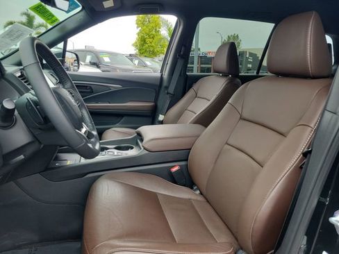 Certified 2024 Honda Passport EX-L image 18