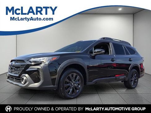 Used 2025 Subaru Outback Onyx Edition AWD/4WD image 1