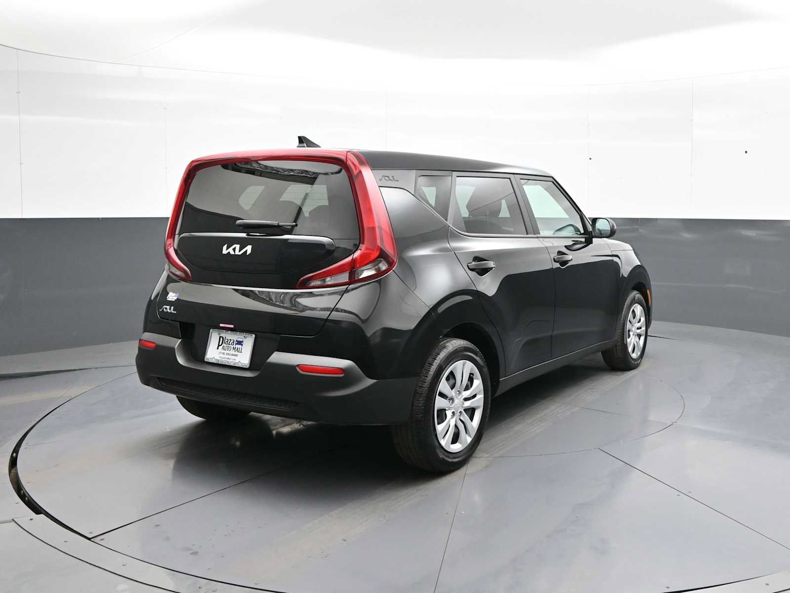 Used 2022 Kia Soul LX FWD image 6