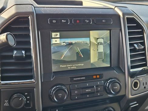 Used 2017 Ford F250 XLT w/ XLT Premium Package image 26