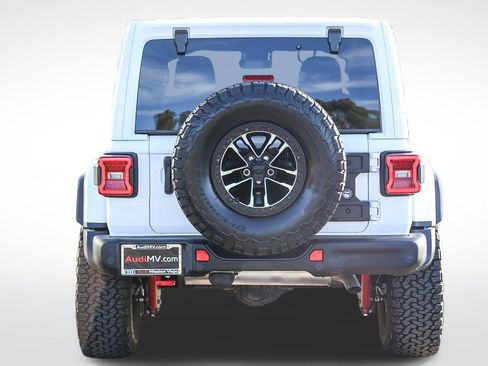 Used 2024 Jeep Wrangler Unlimited Rubicon image 8