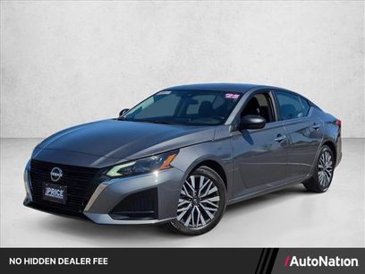 Used 2025 Nissan Altima 2.5 SV