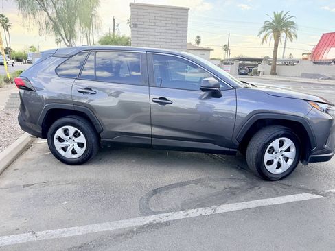 Used 2023 Toyota RAV4 LE FWD image 7