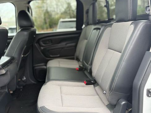 Used 2019 Nissan Titan S w/ S Utility Package image 14