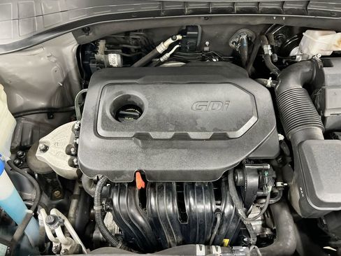 Used 2019 Kia Sorento LX image 25