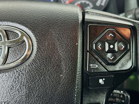 Used 2021 Toyota Tacoma SR image 14